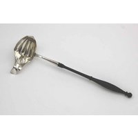19Th Century Continental Toddy Schöpfkelle Aus Silber von BluefishDesignStudio