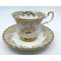 Royal Albert Geburtstagstasse Mit Untertasse von Bluewillowteashop