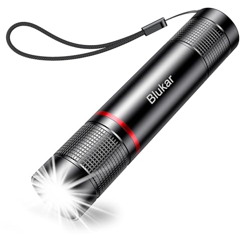 Blukar LED Taschenlampe Aufladbar,Superhelle Zoombare Mini Torch mit 4 Lichtmodi und Langer Betriebsdauer, Wasserdichte Taktische Handlampe für Camping, Wandern, Outdoor, Notfäll von Blukar