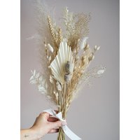 Mittelgroßer Trockenblumenstrauß in Beige-Tönen, Blumenstrauß, Boho Mittelgroßer Trockenblumenstrauß in Beige-Tönen, Blumenstrauß, Boho von BlumeleiOnEtsy