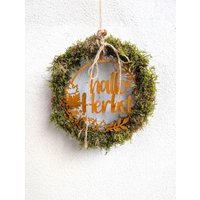 Herbstlicher Mooskranz Mit Rostdekoration - Natürliche Türdeko von BlumenatelierShop