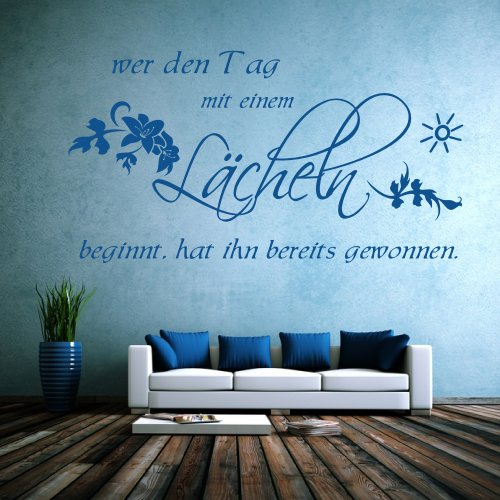 XL Wandtattoo 68131-110x58 cm, ~ Zitat Wer den Tag mit einem Lächeln beginnt ~ Wandaufkleber Aufkleber für die Wand, Tapetensticker aus Markenfolie, 32 Farben wählbar von Blumenauto