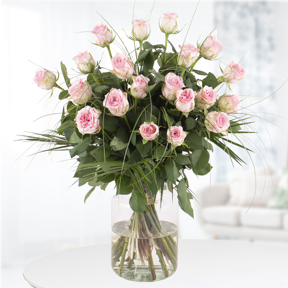 20 Rosa Premium-Rosen (60cm) von Blumenshop.de