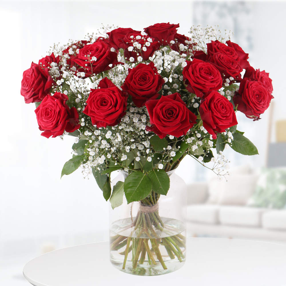 Rote Rosen mit Schleierkraut - Premium-Rosen (60cm) von Blumenshop.de