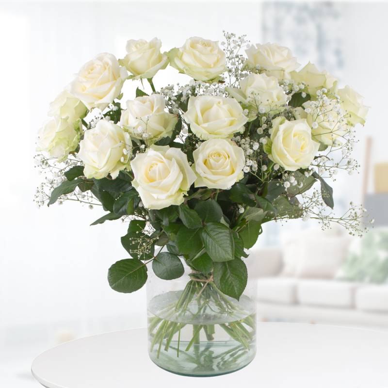 Weiße Rosen mit Schleierkraut - Premium-Rosen (60cm) von blumenshop.de