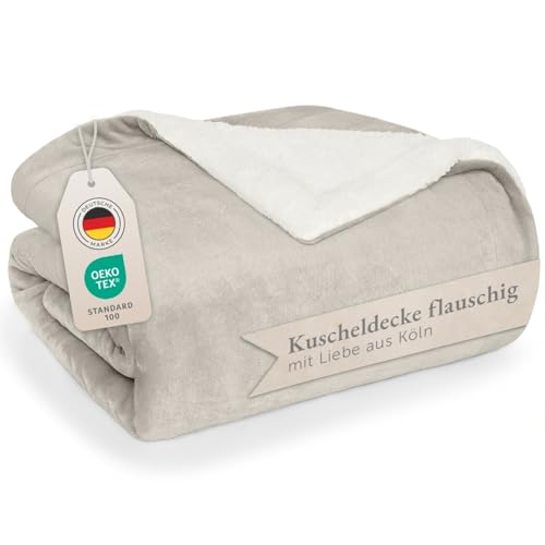 Blumtal Premium Sherpa Kuscheldecke flauschig - Wohndecke Kuscheldecke 230x270 cm - Oeko-TEX zertifizierte Fleecedecke 230x270 cm - Wohn- & Kuscheldecke warm - Winter Decke warm 230x270 - Almond Milk Blumtal Premium Sherpa Kuscheldecke flauschig - Wohndecke Kuscheldecke 230x270 cm - Oeko-TEX zertifizierte Fleecedecke 230x270 cm - Wohn- & Kuscheldecke warm - Winter Decke warm 230x270 - Almond Milk von Blumtal