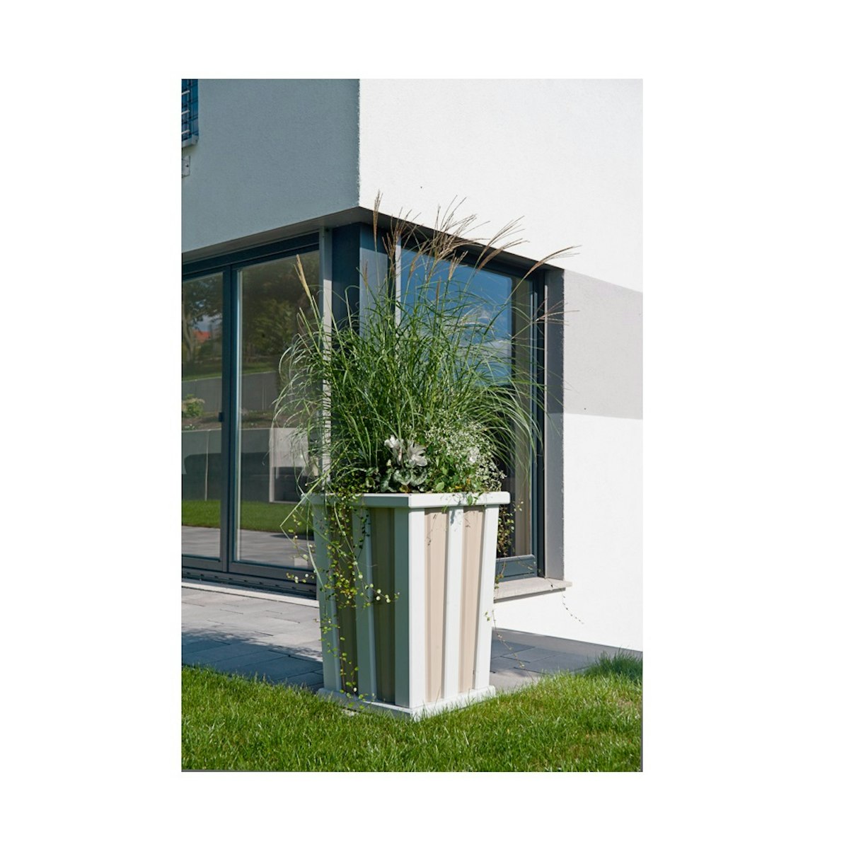 BM Blumenkasten Tessin weiß/sand 43x43x68cm von Bm Massivholz