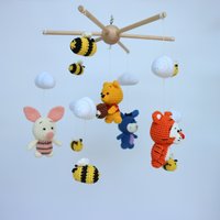 Mini Winnie Puuh Mobile, Pooh Bär Mit Biene Häkeln Honigbiene Krippe Baby-Dusche-Geschenk von Boboshopcraft