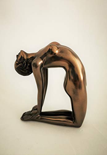 Body Talk Skulptur Yoga - Ushtrasana (Camel Sitz) von Body Talk