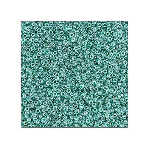 10 g Rocailles TOHO seed beads, 11/0 (2.2 mm) Ceylon Light Sea Green (#920) (Rocailles Toho Samenperlen Ceylon Green) von Bohemia Crystal Valley