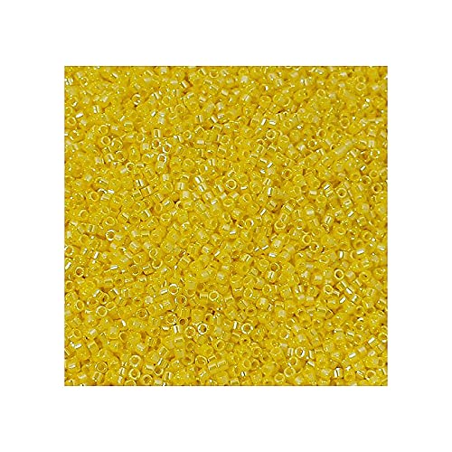 5 g Miyuki Delica Rocailles Seed Beads, 11/0 (1.6 mm) Canary Opaque Luster (Miyuki Delica Rocailles Samenperlen Gelb) von Bohemia Crystal Valley
