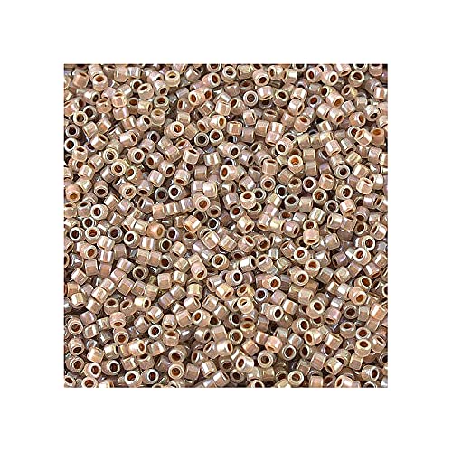 5 g Miyuki Delica Rocailles Seed Beads, 11/0 (1.6 mm) Opal Inside Dyed Cocoa AB (Miyuki Delica Rocailles Samenperlen Opaque braun AB.) von Bohemia Crystal Valley