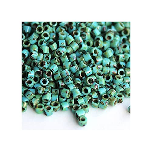 5 g Miyuki Delica Rocailles Seed Beads, 11/0 (1.6 mm) Turquoise Blue Picasso (Miyuki Delica Rocailles Samenperlen Türkisblau Picasso.) von Bohemia Crystal Valley