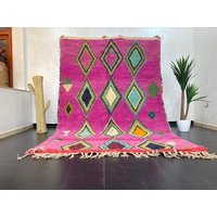 Großer Berber Teppich Handgewebter Azilal Teppich Aus Marokko Großer Berber Teppich Handgewebter Azilal Teppich Aus Marokko von Bohemiamarrakech