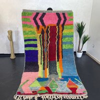 Handgefertigter Boujad Teppich Bunter Berber Teppich | 230 X 150 cm Handgefertigter Boujad Teppich Bunter Berber Teppich | 230 X 150 cm von Bohemiamarrakech