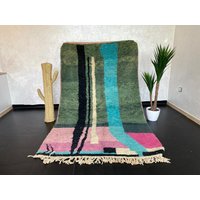 Vintage Berber Teppich Handgewebter Boujad Teppich Aus Marokko Vintage Berber Teppich Handgewebter Boujad Teppich Aus Marokko von Bohemiamarrakech