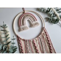 Regenbogen Makramee Traumfänger | Türschild Kinderzimmer Geschenk Zur Taufe |Regenbogen Wandbehang von Boho4Kids