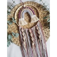 Regenbogen Makramee | Türschild Kinderzimmer Geschenk Zur Taufe Traumfänger Wandbehang Personalisiert von Boho4Kids