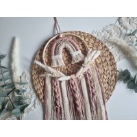 Regenbogen Traumfänger Makramee Mit Spitze Und Trockenblumen | Türschild Kinderzimmer Geschenk Zur Taufe Wandbehang von Boho4Kids