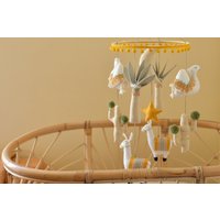 Desert Night Mobile, Kaktus Palmenkinderzimmer, Palmenhaus, Lama, Kamel - Made To Order von BohoBabyHeaven