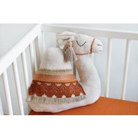 Rost Kamel Deko Kissen Boho Wüsten Kinderzimmer & Ramadan Dekoration von BohoBabyHeaven