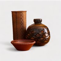 Vintage-Keramikvasen in Brauner Farbe Und Einer Handbemalten Schale von BohoNmore