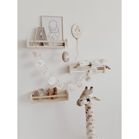 Personalisierte Wimpelkette Name | Namensgirlande Holz Kinderzimmer Wanddeko Geschenk Geburt Taufe Baby Wimpel Boho Personalisierte Wimpelkette Name | Namensgirlande Holz Kinderzimmer Wanddeko Geschenk Geburt Taufe Baby Wimpel Boho von BohoWildflowerVibes
