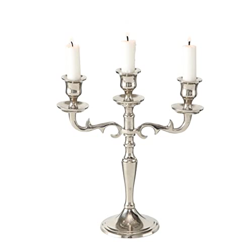 Boltze Kerzenständer Varas (silber, 3-flammig, Höhe 26 cm, Kerzenhalter aus Metall, Dekoration Esstisch / Kommode, edles Design) 1222900 von BOLTZE