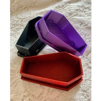 Mini Sarg Sukkulenten Übertopf 3D Bedruckt Schwarz Lila Rot - Beerdigungsbox Korb Kleine Zimmerpflanze Topf Mit Drainage Löchern von BombPopBoutique