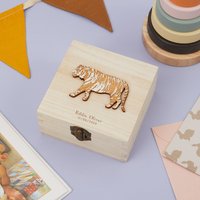 Neue Baby Tiger Schmuckbox, Neugeborenen Geschenk, Personalisierte Andenken Aufbewahrungsbox, Dschungel Junge Oder Mädchen Safari, Shower Ideen von Bombus