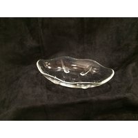 Vintage Klarglas Träne Fuß Oval Servierschale 9 in X 5 von BookBellandCandle2