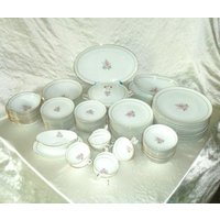 90 Stück Noritake China 5510 Daryl ~ 6-Teilige Gedecke + Servierstücke von BooksShop