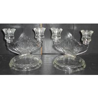 Cambridge Doppelkerzen-Set Mit 2 Vintage-Doppelkerzenhaltern - Burst Leaf Pattern von BooksShop