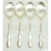 Camelot Original Wm Rogers Extra Teller Silber 8-Zoll-Set Mit 4 Servierlöffeln von BooksShop