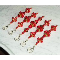 Rote Perlen Tear Drop Weihnachtsschmuck 8 1/2 Zoll Made in Taiwan 5Er-Set von BooksShop