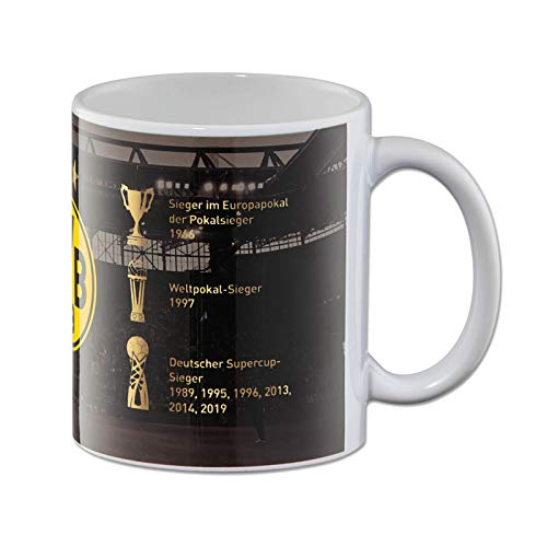 Borussia Dortmund Fahnenmeer Tasse (one size, schwarz) von Borussia Dortmund