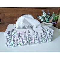 Weißer Taschentücherhalter Mit Lavendel Verziert, Rechteckiger Serviettenhalter Provence Für Küche, Serviettenauflage, Taschentücherboxenhalter Weißer Taschentücherhalter Mit Lavendel Verziert, Rechteckiger Serviettenhalter Provence Für Küche, Serviettenauflage, Taschentücherboxenhalter von BotanistStyle