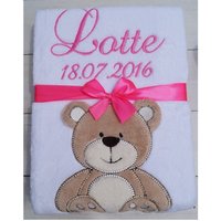 Botobaby - Babydecke Mt Namen Und Geburtsdatum Bestickt 75x100 cm Personalisiert Geschenk Taufe 802009 Weiss Mit Bär von BotoBaby
