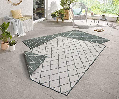 NORTHRUGS In- und Outdoor Teppich Malaga 160x230cm - Wendeteppich Wetterfest Modernes Geometrisches Muster für Balkon Terrasse Garten Wintergarten Küche Wohnzimmerteppich Wasserfest in Grün Creme von NORTHRUGS