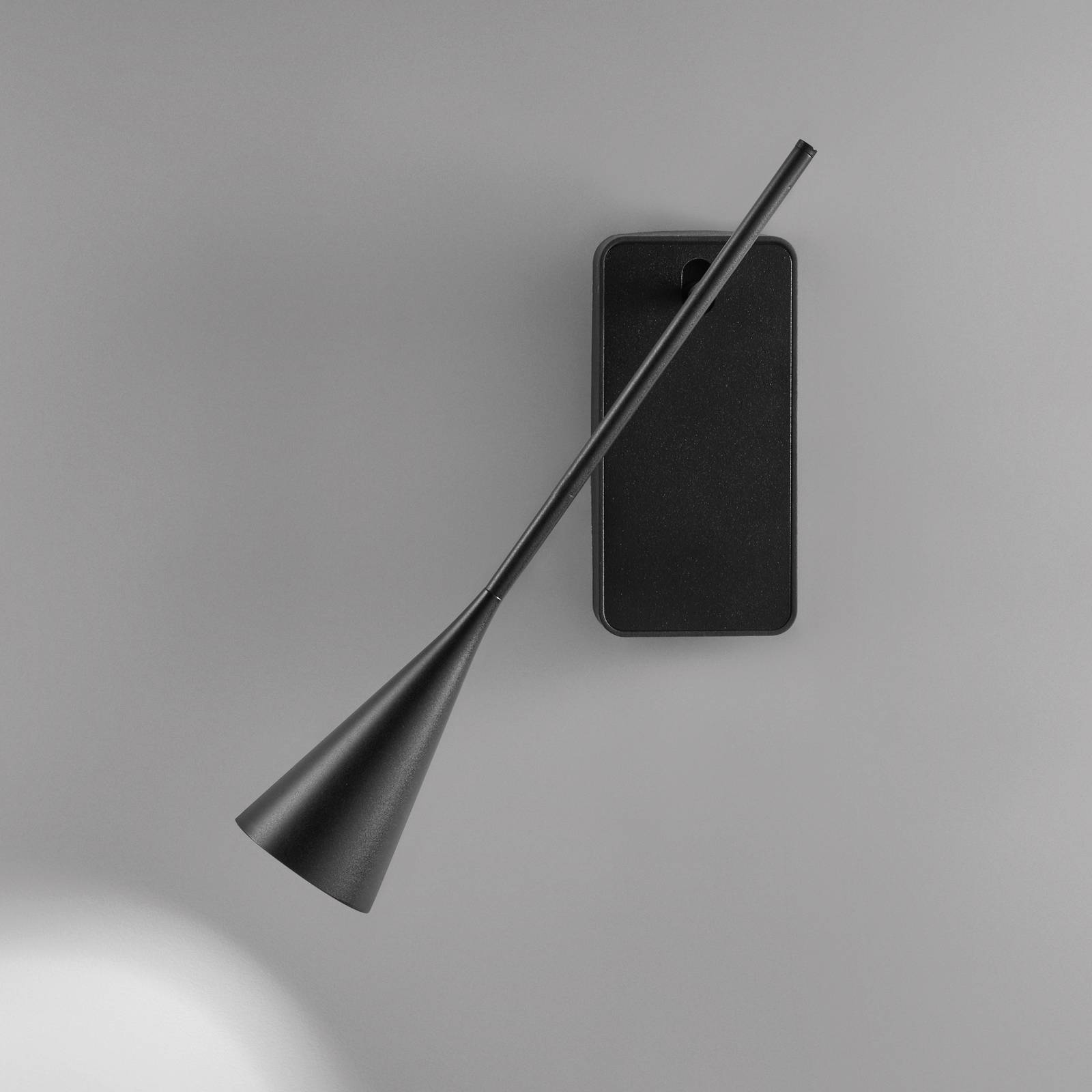 Bover Skybell Plus A01 LED-Wandleuchte mit Dimmer Bover Skybell Plus A01 LED-Wandleuchte mit Dimmer von Bover