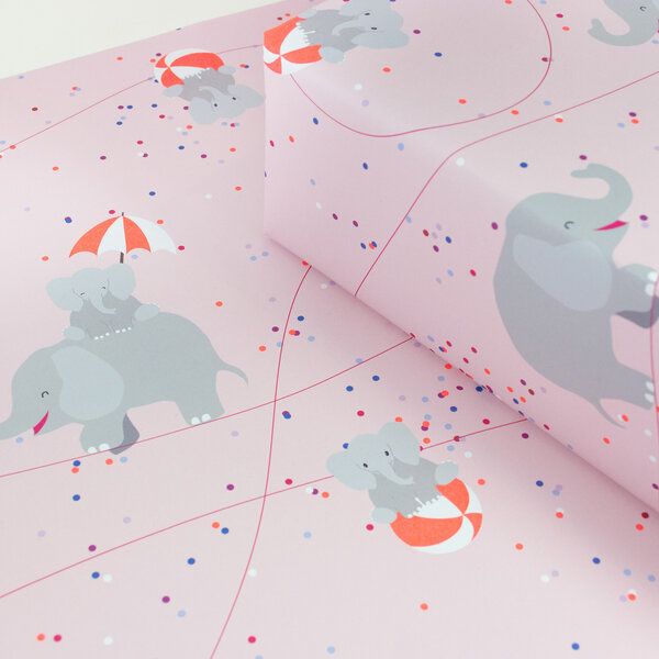 Bow & Hummingbird Geschenkpapier Circus Elephants von Bow & Hummingbird
