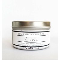 8 Unzen Natürliche Sojakerze Lilac Duftkerze | Blechkerze Flieder Soja Kerze Blumen-Kerze Duftende Kerzen Blumen von BowAndArrowCandleCo