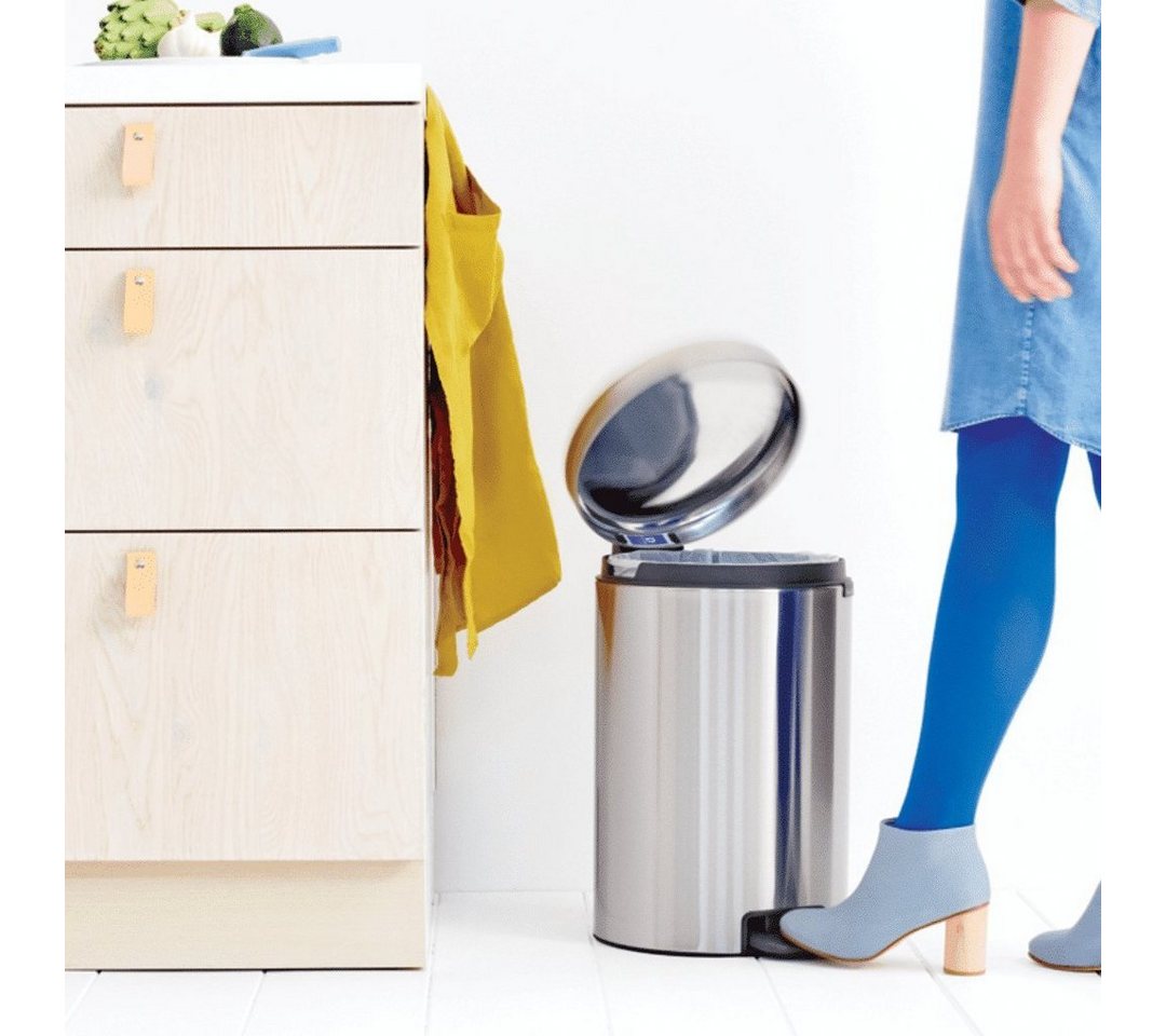 Brabantia Mülleimer NewIcon Treteimer 20l Mattstahl Brabantia Mülleimer NewIcon Treteimer 20l Mattstahl von Brabantia