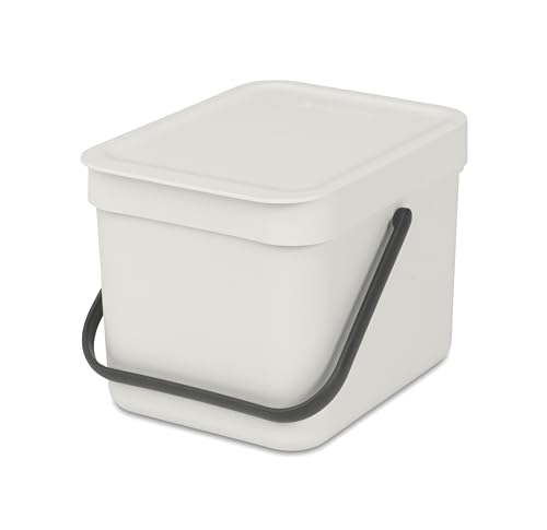 Brabantia - Sort & Go Abfallbehälter 6L - Kleiner Recyclingbehälter - Tragegriff - Pflegeleicht - Für die Arbeitsplatte oder den Küchenschrank - Küchenmülleimer - Light Grey - 20 x 25 x 18 cm von Brabantia