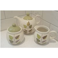 Preis Kensington Fine Stoneware Stapeln, Eine Tasse Teekanne Und - Ruhe Muster von Bramblychina