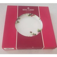Royal Albert 8 1/4 Zoll Platte Aus Der Blume Des Monats -Serie, Diese Ist Anemones - März Boxed von Bramblychina