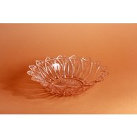 60Er Jahre Vintage Pastell Rosa Glas Geätzt Platte Servieren Tablett von BranchesVintage