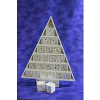 Weiß, Silber Und Gold-Adventskalender Glasknöpfe-Weihnachts-Countdown Perfekt Für Ihre Familientradition Weiß, Silber Und Gold-Adventskalender Glasknöpfe-Weihnachts-Countdown Perfekt Für Ihre Familientradition von BranchingOutward