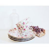 Vintage Tee Set/Chintz Rosenmuster Blumenmuster Fine China Boho Dekor von BrassAndBoneSanDiego