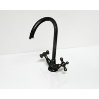 Schwanenhals-Waschbecken-Hahn, Mattschwarzer Badezimmer-Hahn, Messing-Waschbecken-Hahn von BrassArtistry